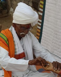Handi Jogi in India photo